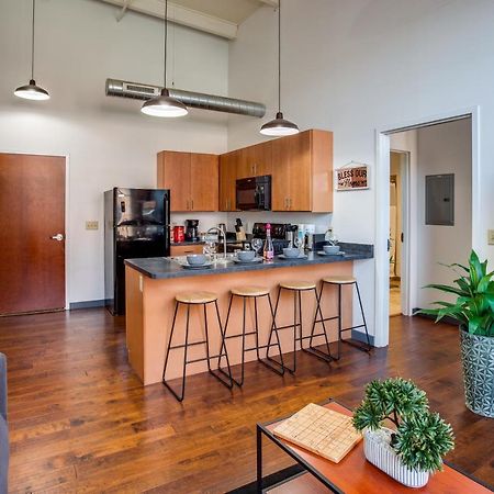 شقة Ny Style Centric Loft With King Bed By Park Ave روتشستر المظهر الخارجي الصورة