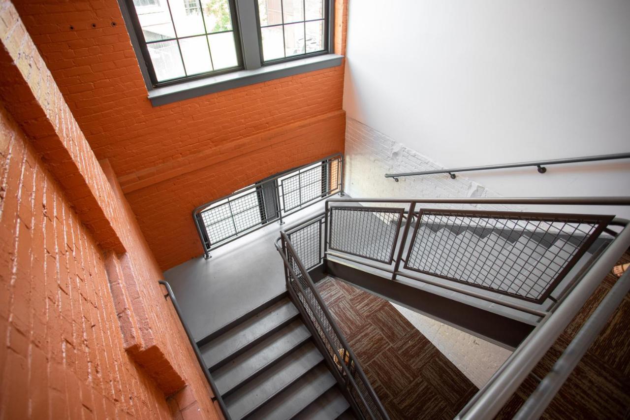 شقة Ny Style Centric Loft With King Bed By Park Ave روتشستر المظهر الخارجي الصورة